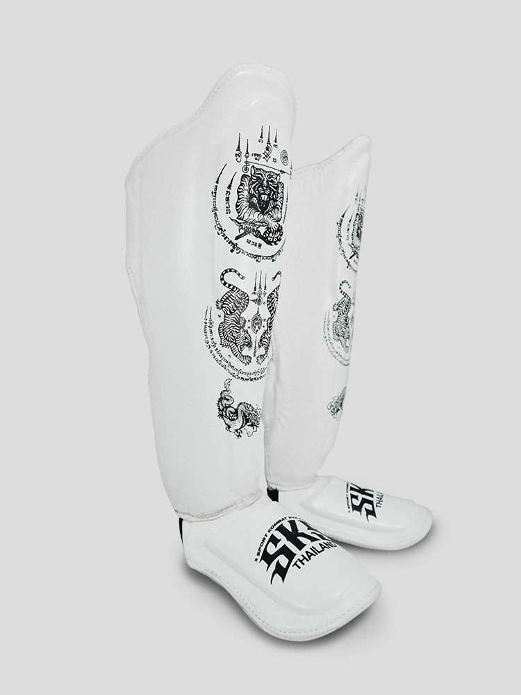 SKS Shin guards Special "Sakyant" (White) SKS Shin guards Special "Sakyant" (White)
