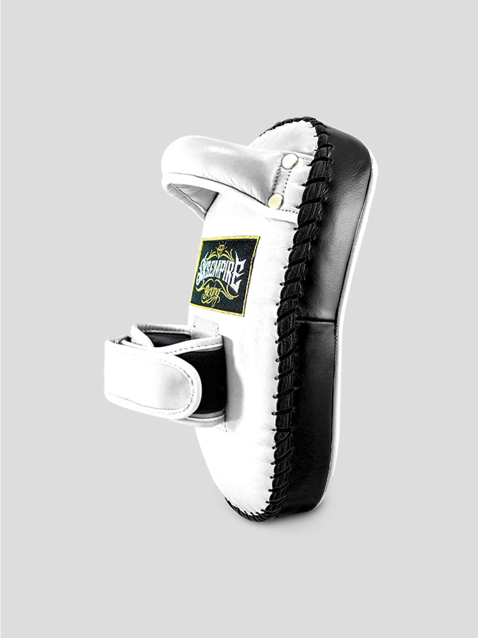 SKS Compact Curve Kicking Pads (White-Black) SKS Compact Curve Kicking Pads (White-Black)