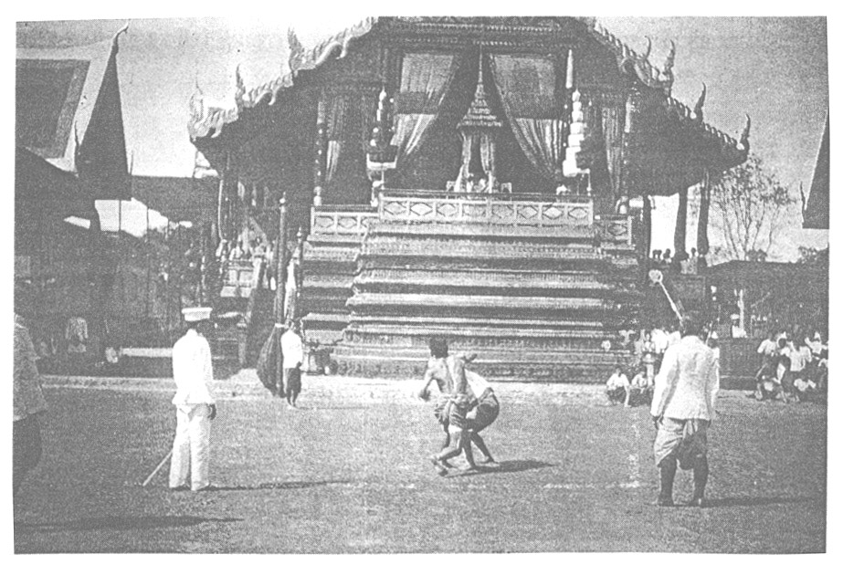 THE HISTORY OF MUAY THAI