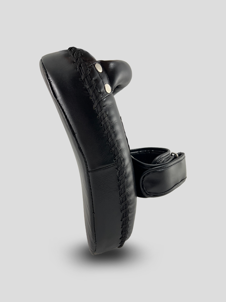 SKS Compact Curve Kicking Pads (Black) SKS Compact Curve Kicking Pads (Black)