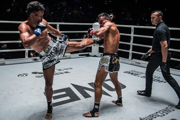 CHORFAH TOR.SANGTIENNOI VS PETSUKUMVIT BOI BANGNA Fierce Fighting at ONE Lumpinee 3