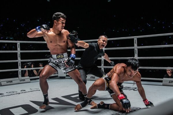 CHORFAH TOR.SANGTIENNOI VS PETSUKUMVIT BOI BANGNA Fierce Fighting at ONE Lumpinee 3
