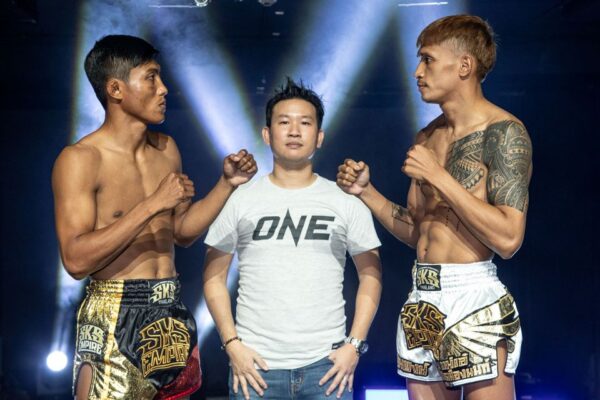 Ready to open the battle “BATMAN VS Duang Somphong” Preparing for the main event, ONE Lumpinee 4