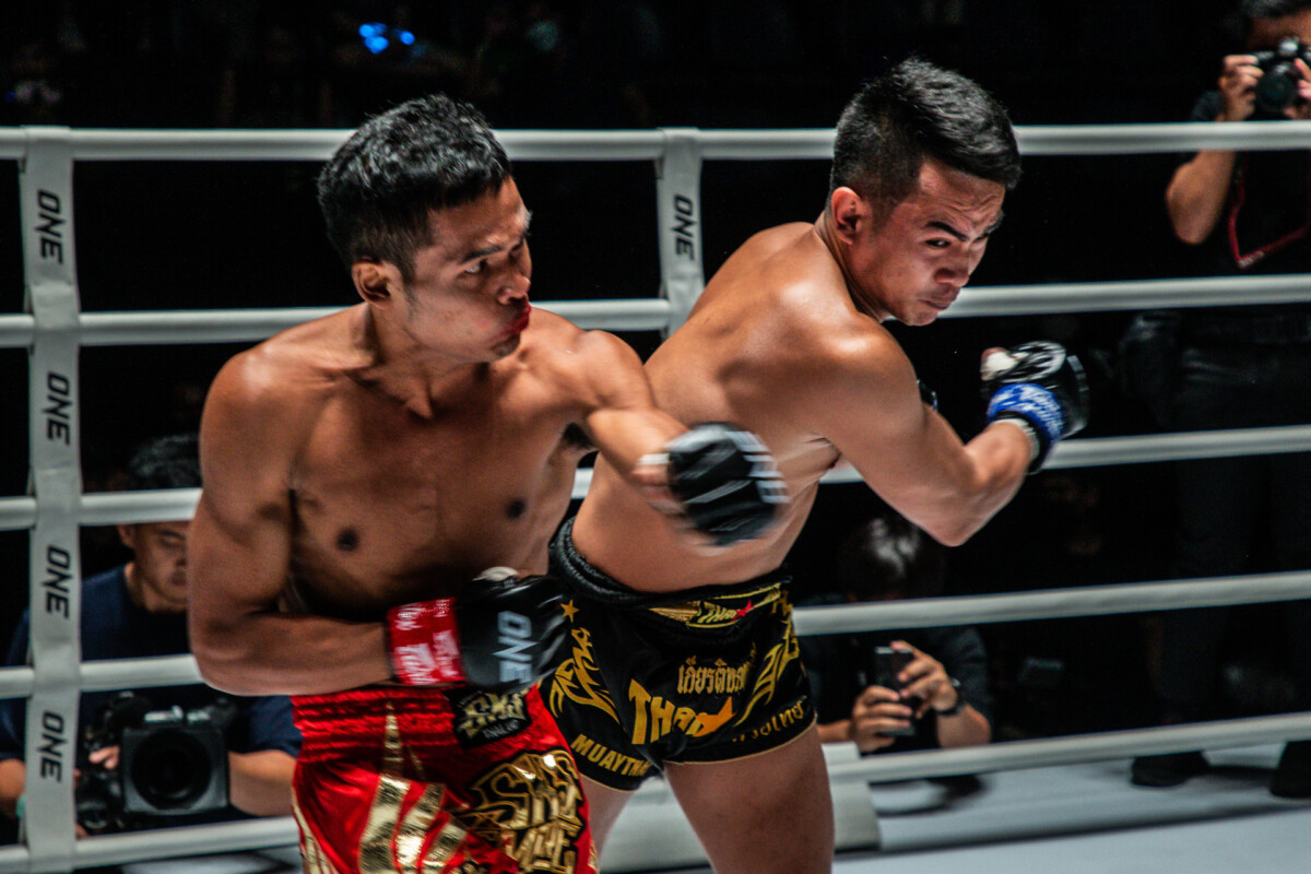 Collection of images from battles in the battle of ONE Lumpinee.
