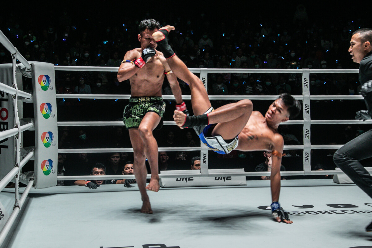 Denkriangkrai Singha Mawynn VS Songchana Tor Brucelee Catchweight (58.9KG) Muay Thai ONE Lumpinee 5