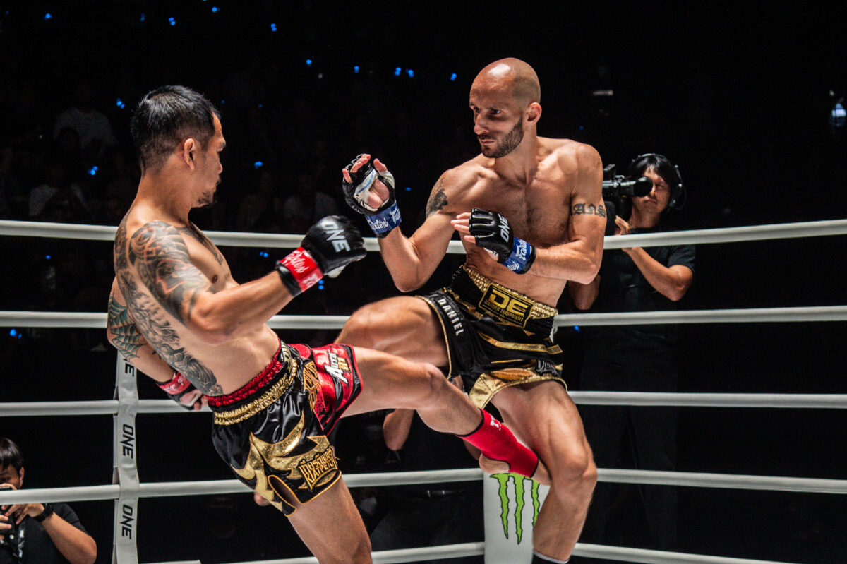 Collection of images from battles in the battle of ONE Lumpinee.