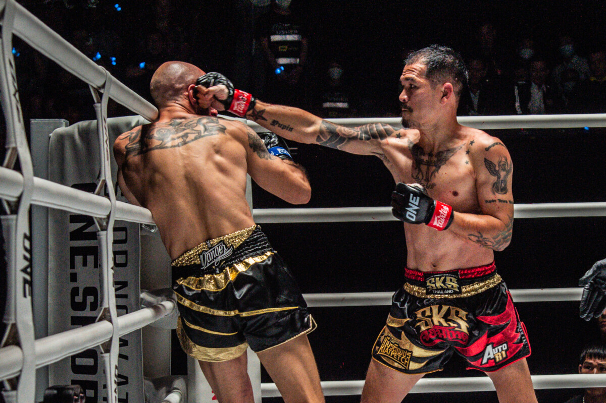 The return to stand at the Lumpinee Boxing Stadium again in the past 5 years of the veteran boxer “Jomhod AutoMuayThai”