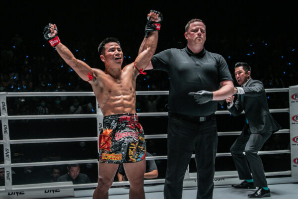 Yodlekpet “The Destroyer” VS. Saman Ashouri | ONE Lumpinee 9 Friday Night