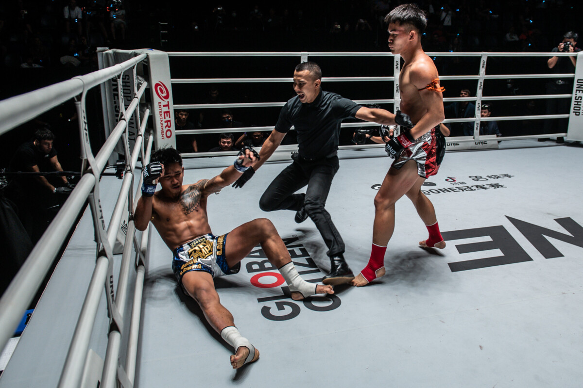 Collection of images from battles in the battle of ONE Lumpinee.