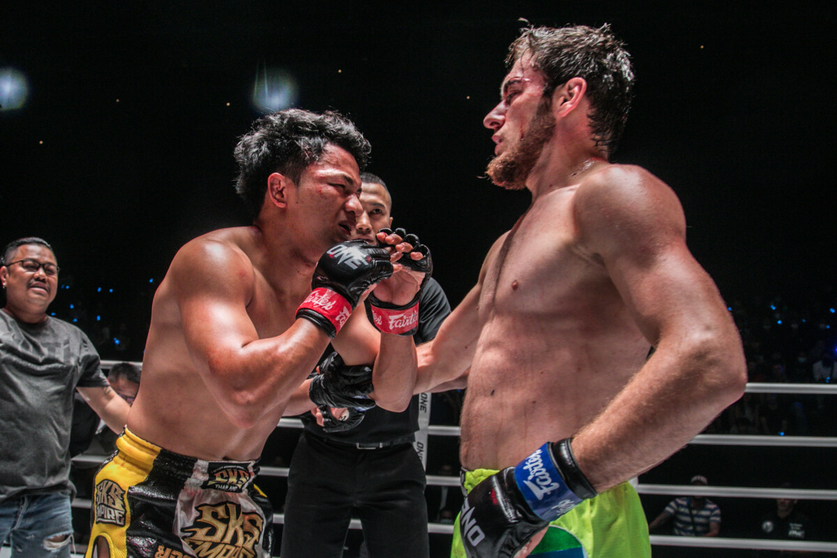 Collection of images from battles in the battle of ONE Lumpinee.