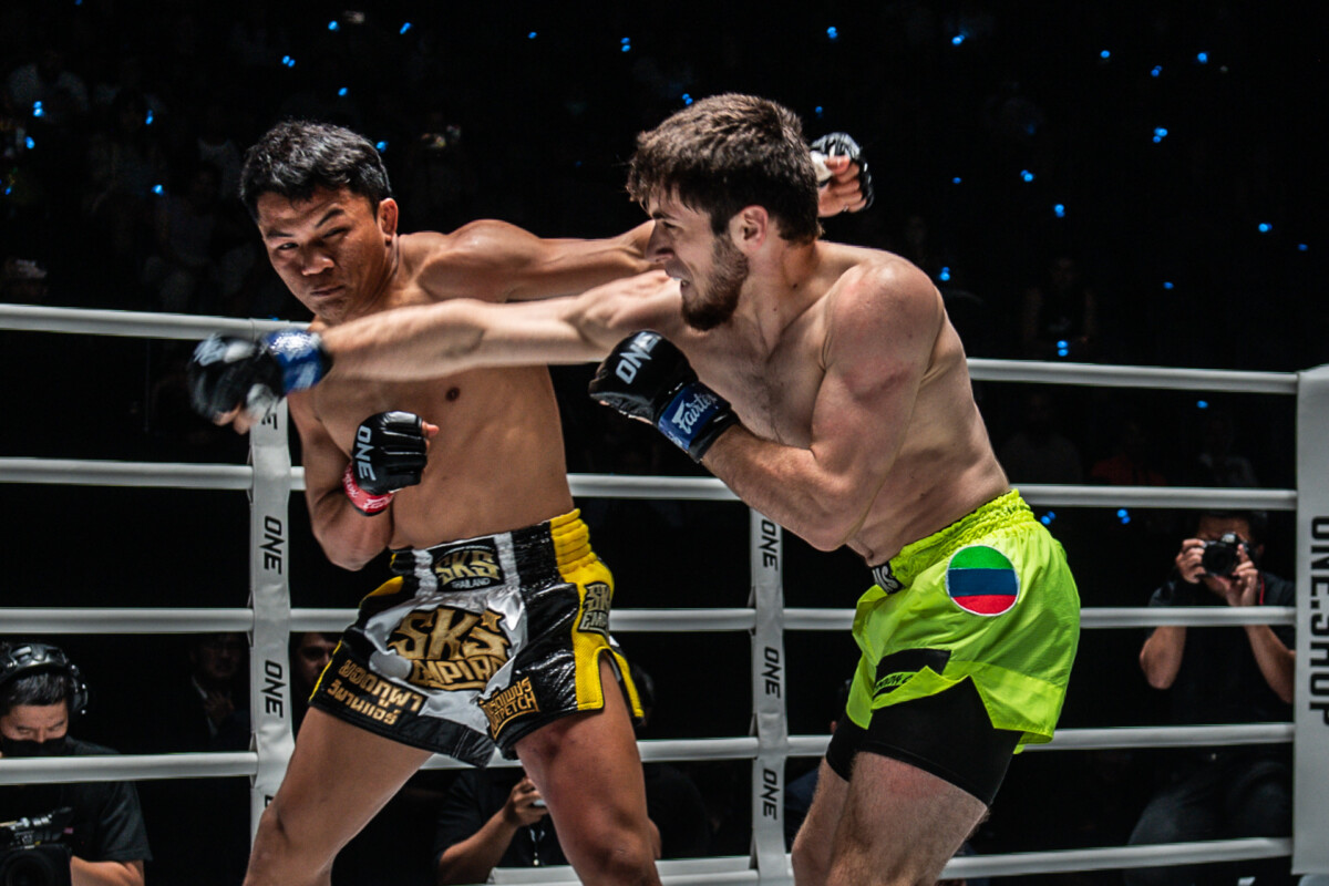 Collection of images from battles in the battle of ONE Lumpinee.