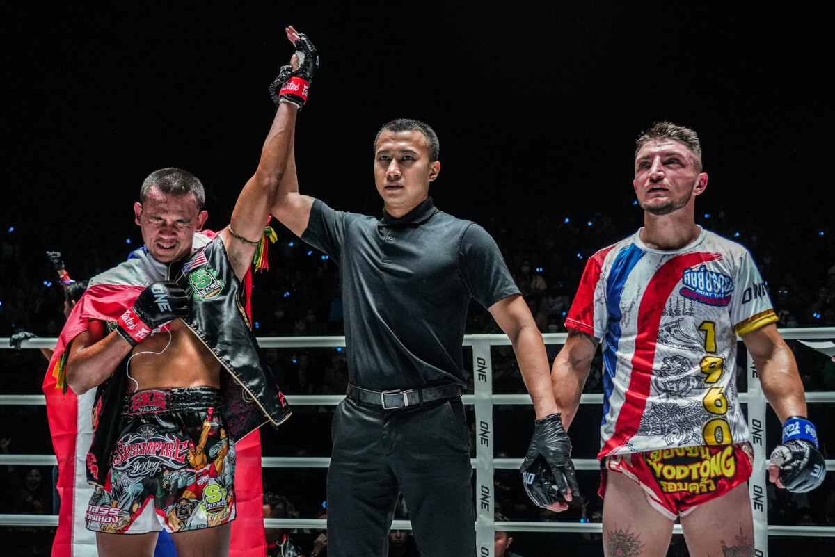 Collection of images from battles in the battle of ONE Lumpinee.