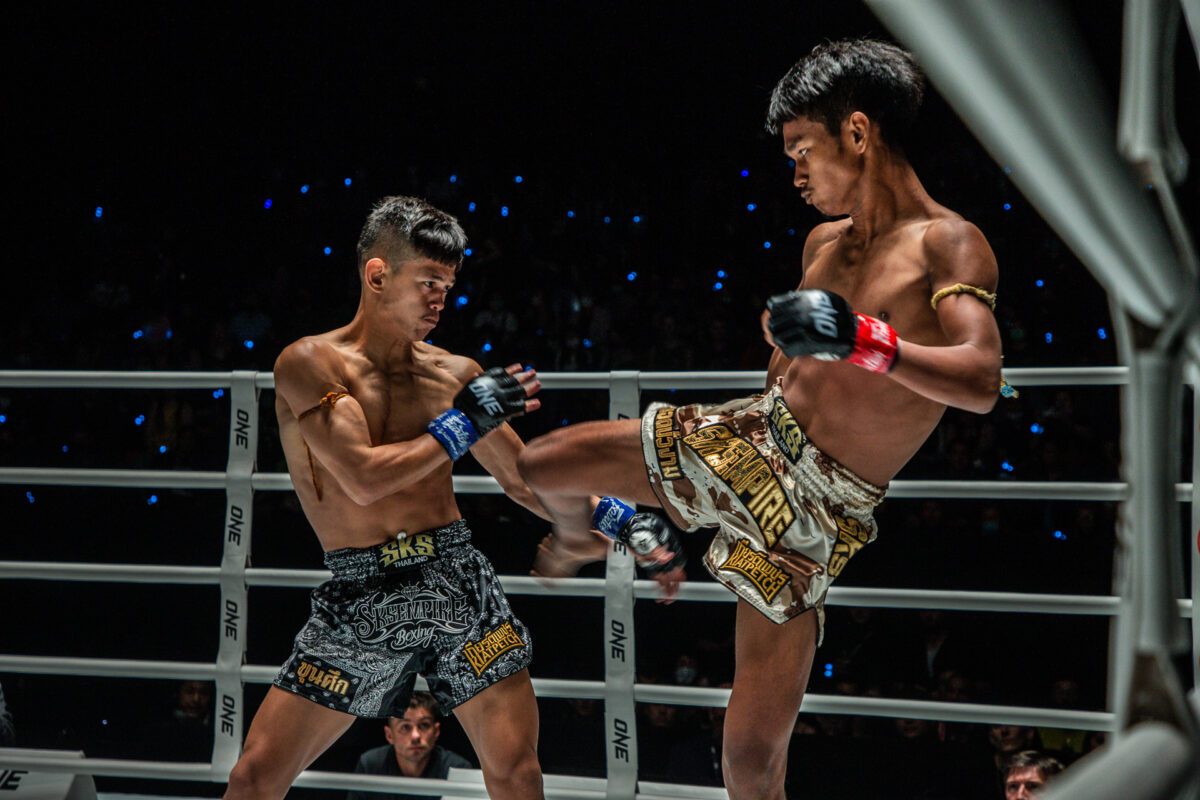 Collection of images from battles in the battle of ONE Lumpinee.