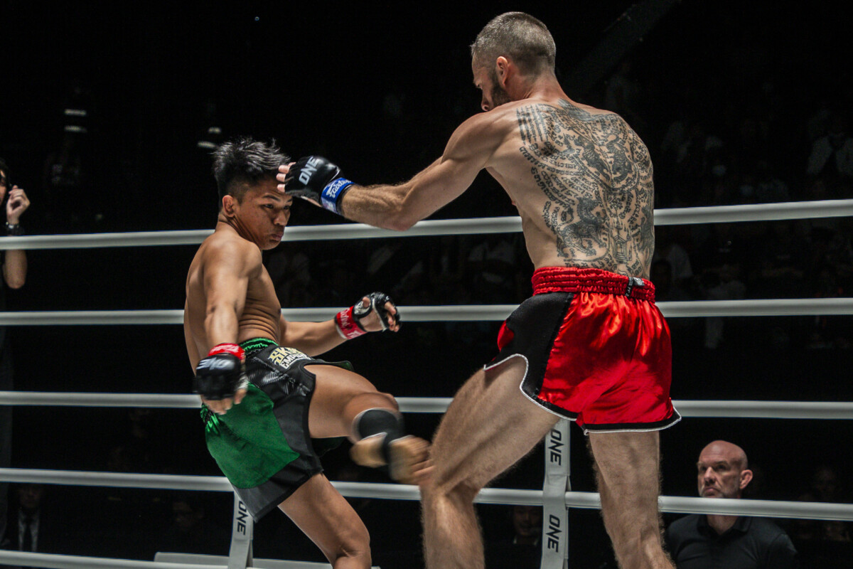 Collection of images from battles in the battle of ONE Lumpinee.