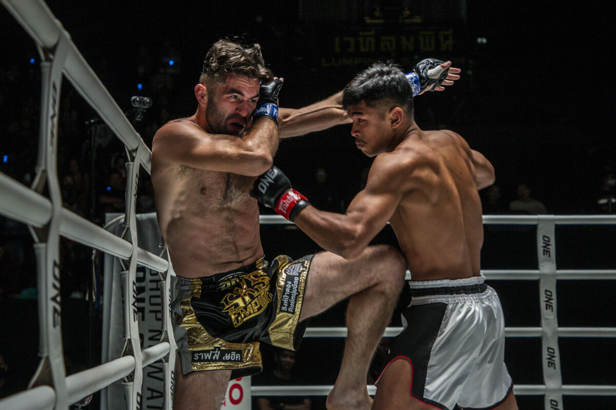 Collection of images from battles in the battle of ONE Lumpinee.