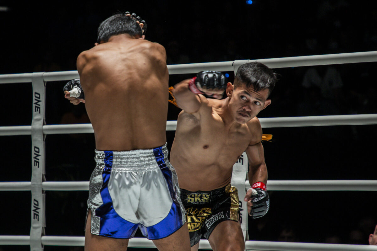 Collection of images from battles in the battle of ONE Lumpinee.