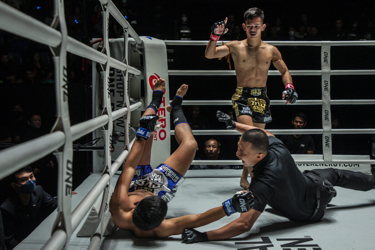 Collection of images from battles in the battle of ONE Lumpinee.
