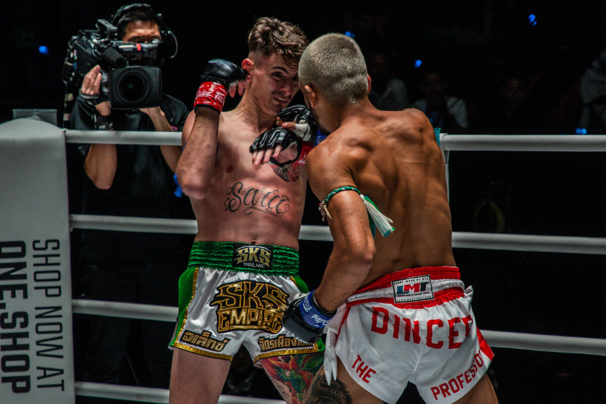 Collection of images from battles in the battle of ONE Lumpinee.
