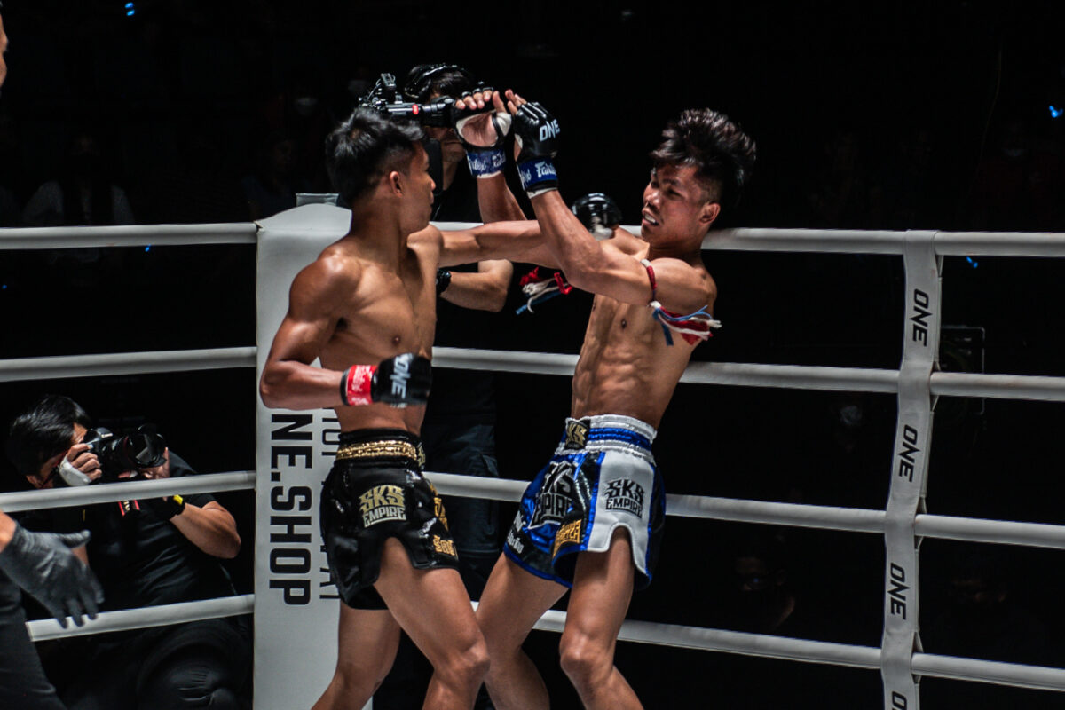 Collection of images from battles in the battle of ONE Lumpinee.