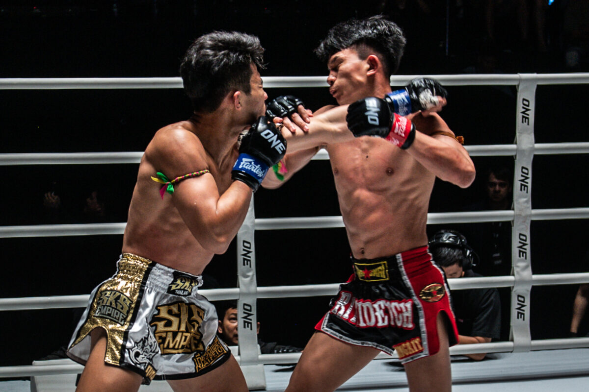 Collection of images from battles in the battle of ONE Lumpinee.