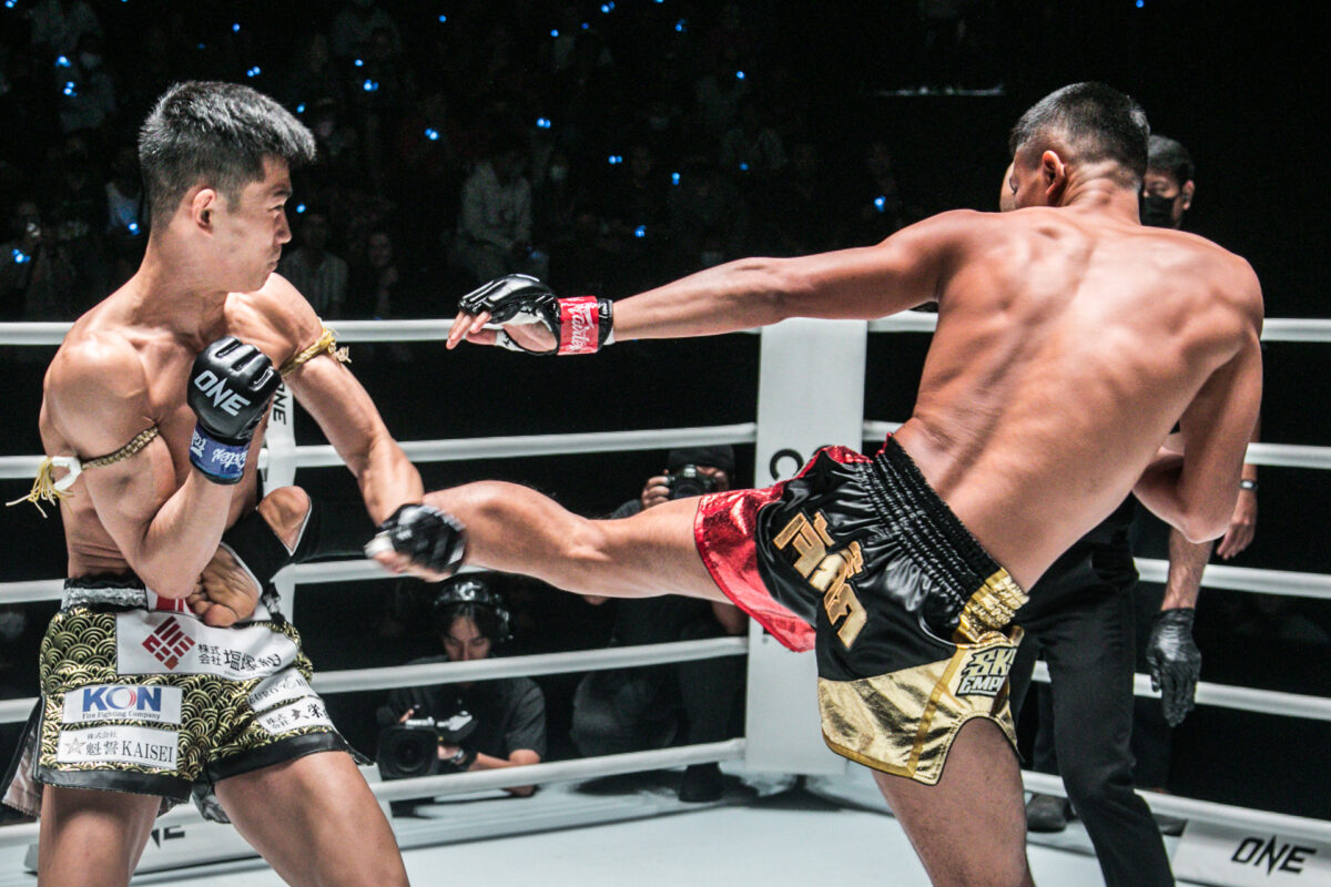 Collection of images from battles in the battle of ONE Lumpinee.