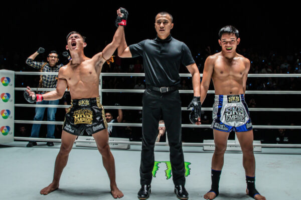 Fierce Power with Great Endurance KHUNSUK VS. KOHTAO | ONE LUMPINEE 12