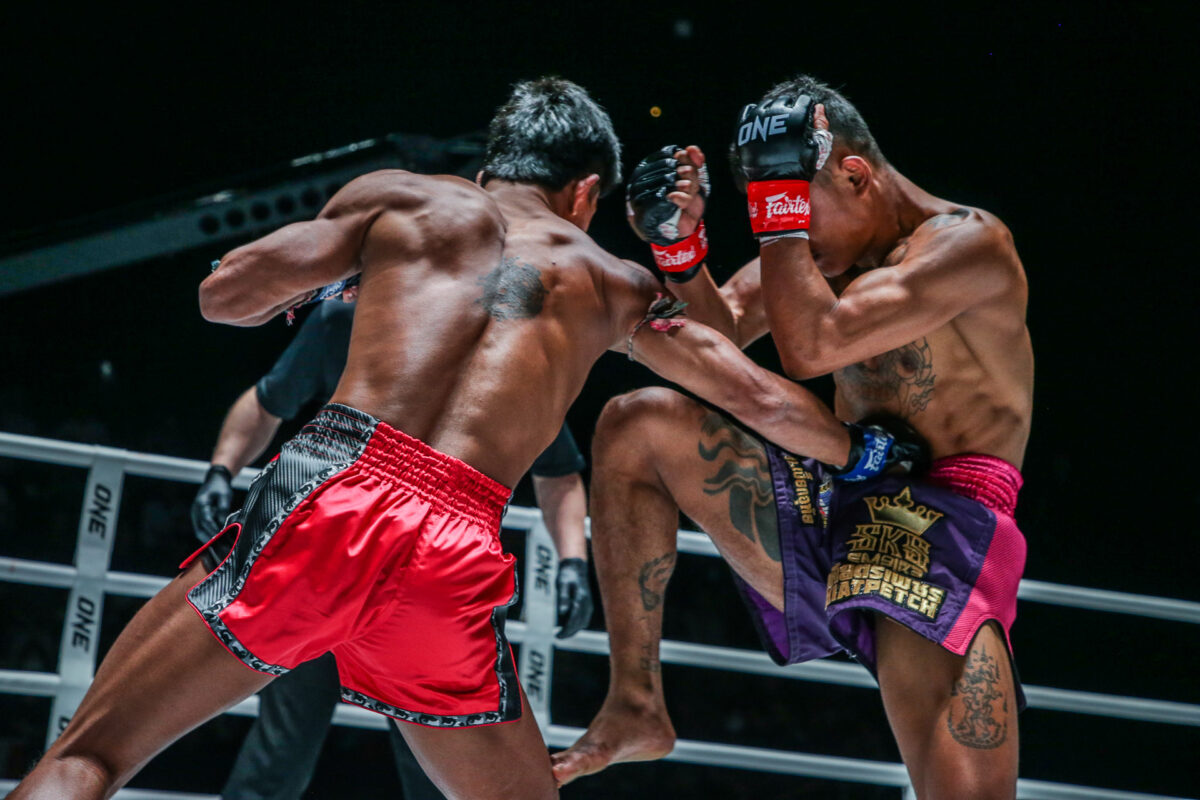 Collection of images from battles in the battle of ONE Lumpinee.